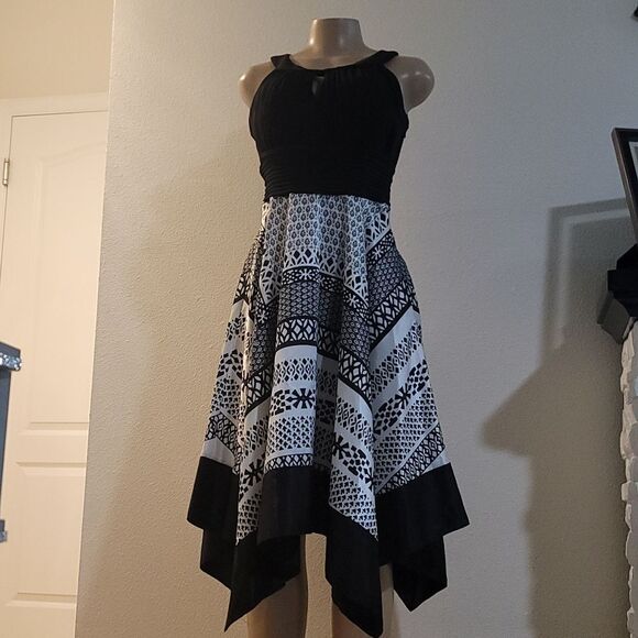 MELROSE HALTER NECKLINE COCKTAIL TWO-TONE WOMEN'S DRESS - Picture 5 of 15